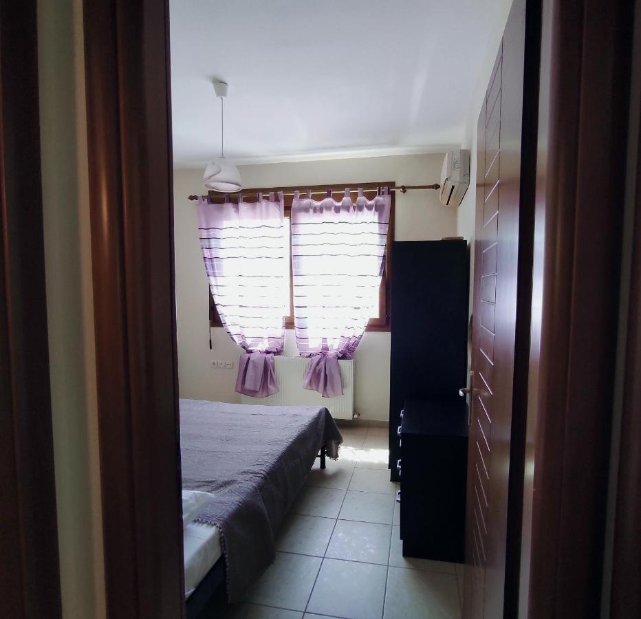 فيلا Elena House Néa Péramos المظهر الخارجي الصورة