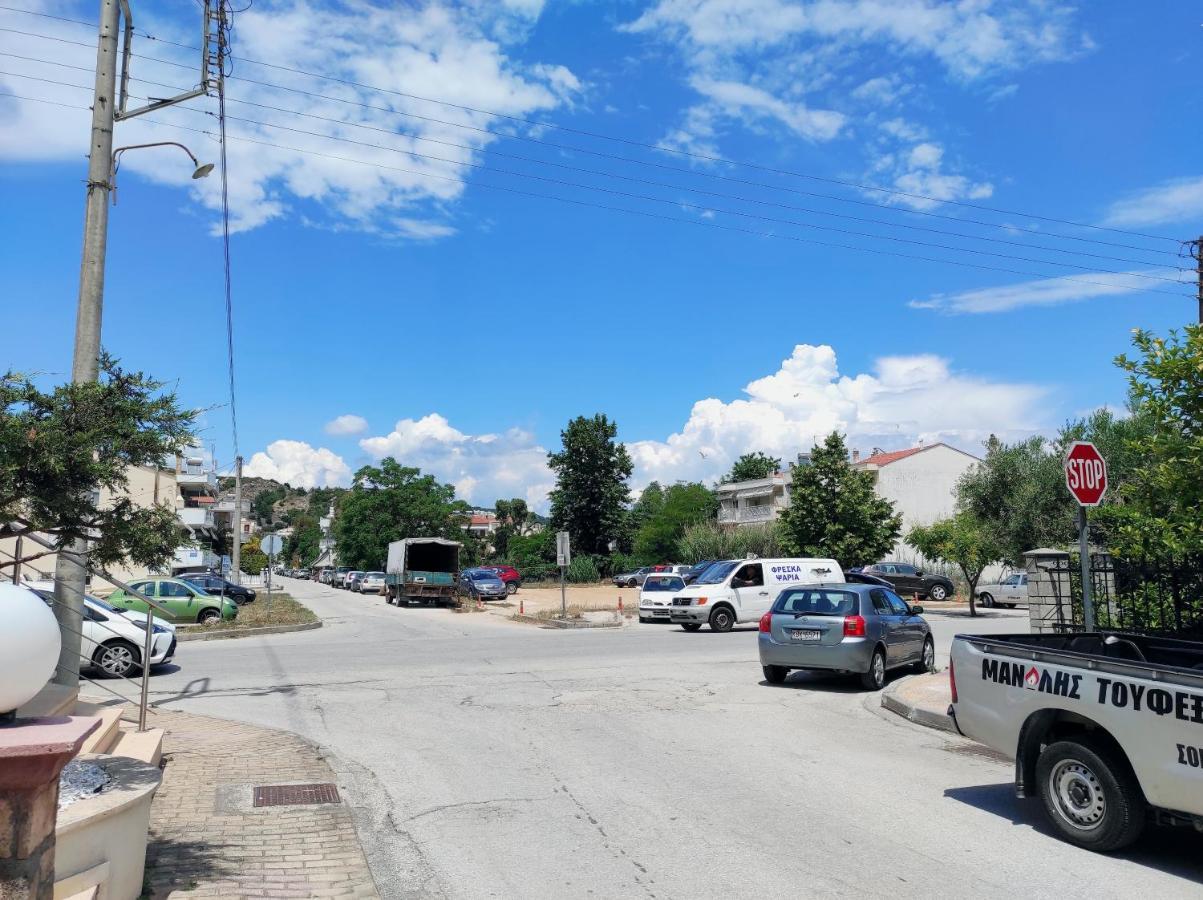 فيلا Elena House Néa Péramos المظهر الخارجي الصورة